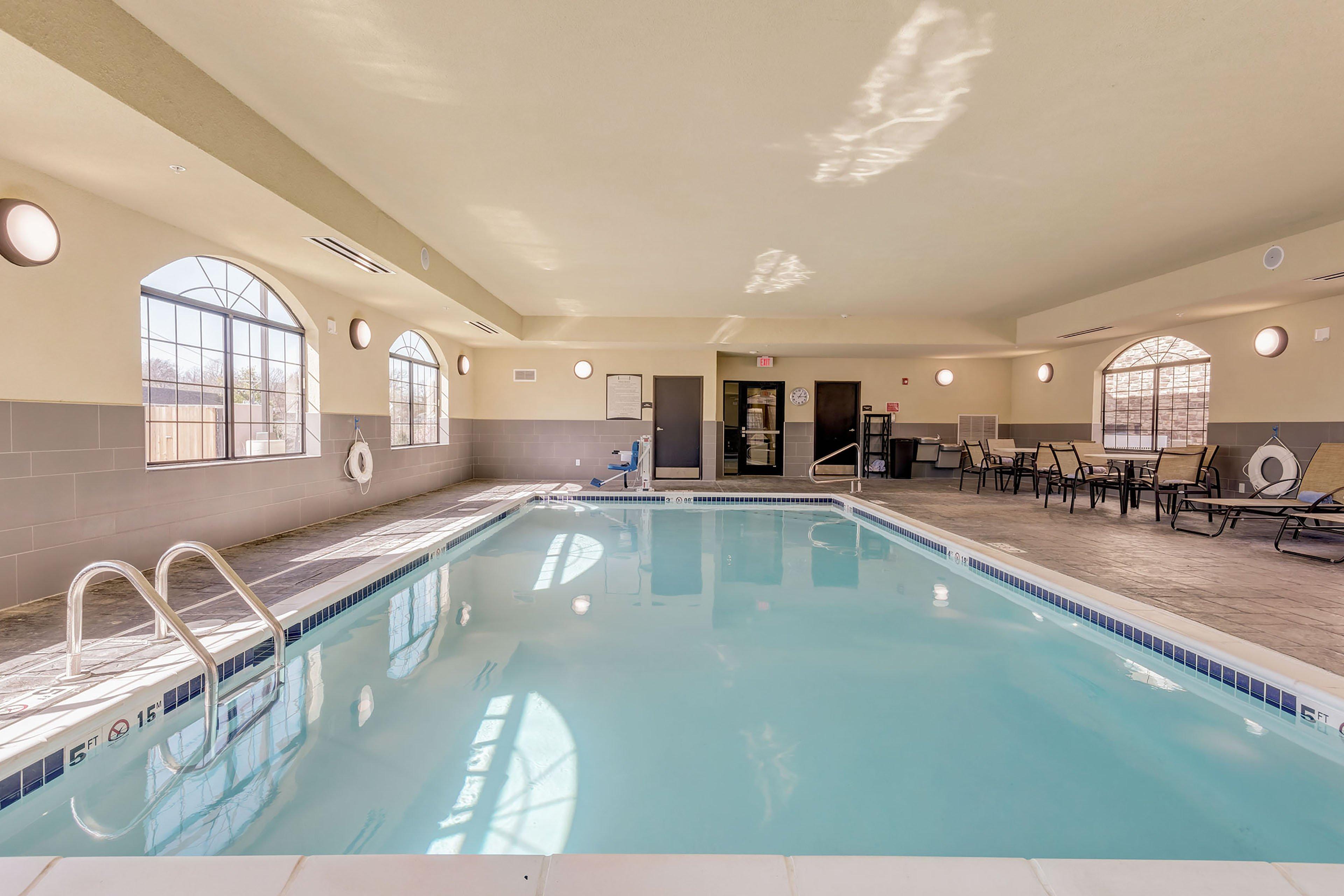 Staybridge St Louis - Westport By Ihg 2*